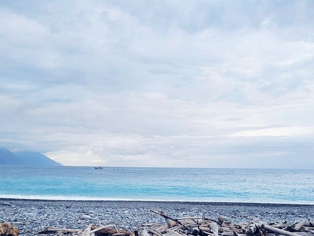 漫步〔七星潭〕花蓮最療癒的海岸風光