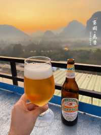 📍寮國不能錯過的背包客天堂。萬榮(Vang Vieng) 