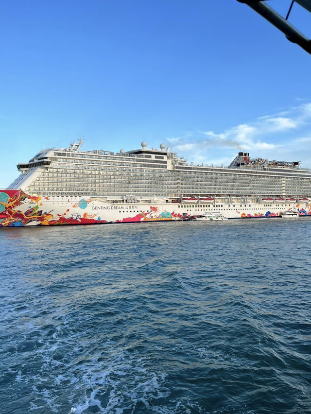 Genting Dream Cruise: A Luxurious Voyage from Malaysia to Singapore and Phuket 