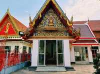 泰國曼谷市中心湄南河畔著名皇家寺廟景點：Wat Phlapphla Chai，適合打卡拍照📸冥想