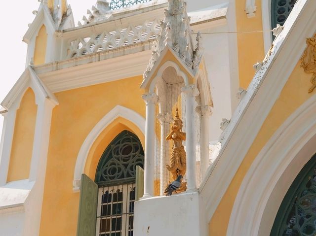 𝙐𝙣𝙨𝙚𝙚𝙣 โบสถ์ ศิลปะ โกธิก𝟭 เดียวในไทย 