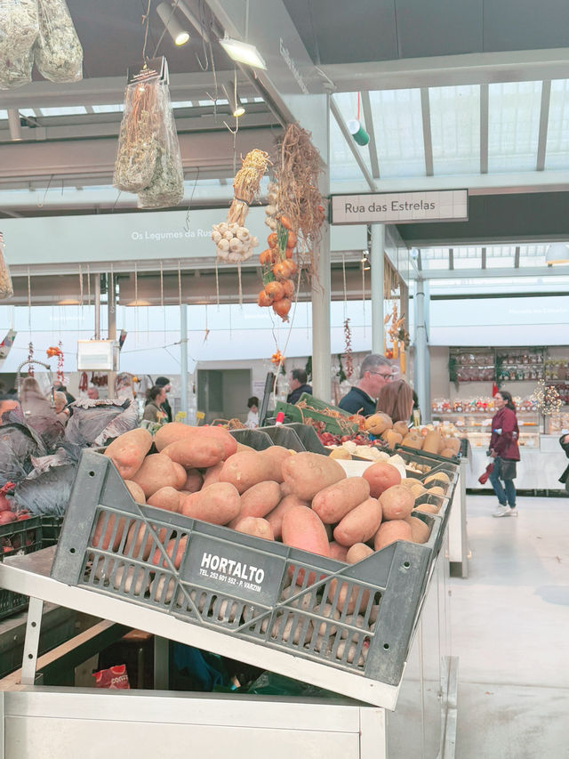 Mercado do Bolhão을 가보세요! 