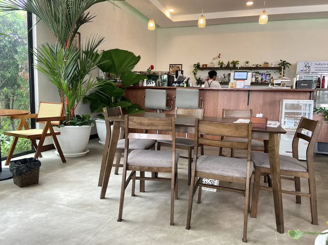 NaRaNe Cafe & Bar คาเฟ่ในสวน จ.สมุทรปราการ
