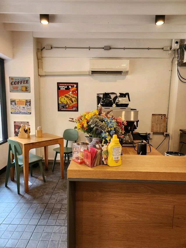 【バンコク】アメリカンな朝食カフェ🍳