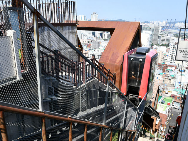 【記憶と物語が残る坂道】草梁イバグキル スナップ（釜山）