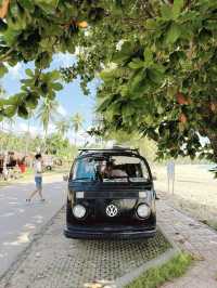 Volk coffee คาเฟ่ในรถตู้คันเก่า ที่ชุมพร