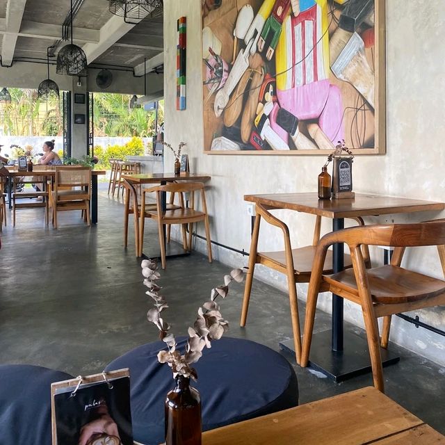 a good place to hang out or get work done