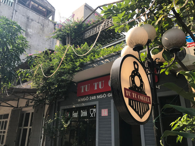 닌빈에서 여유를 찾는 카페 Tu Tu coffee