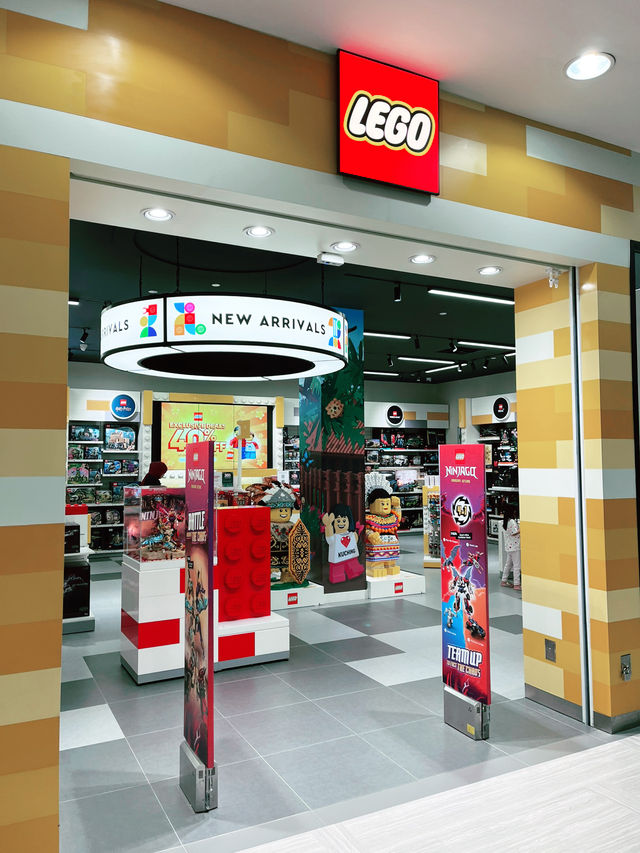 LEGO Store at The Spring: A Creative Hub for LEGO Fans and Gawai Festivities