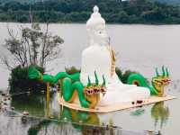 พระพุทธสิริภูวดลมงคลชัย