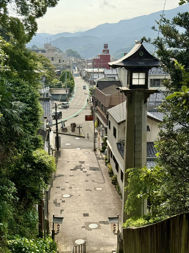 Exploring Ōzu – A Castle View & a Shrine Escape