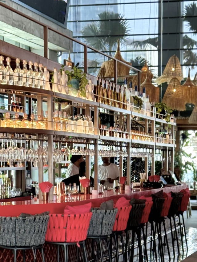 曼谷網紅泳池咖啡店💕TRIBE Sky Beach Club
