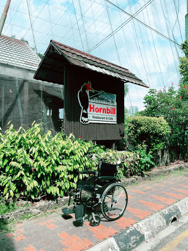 “Summer Bliss at KL Bird Park: Nature, Dining & Souvenirs Await” 