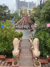 War Phnom, a peaceful temple amid lush gardens 