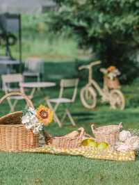 Favor Field Cafe