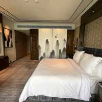 Four Seasons Hotel Hong Kong