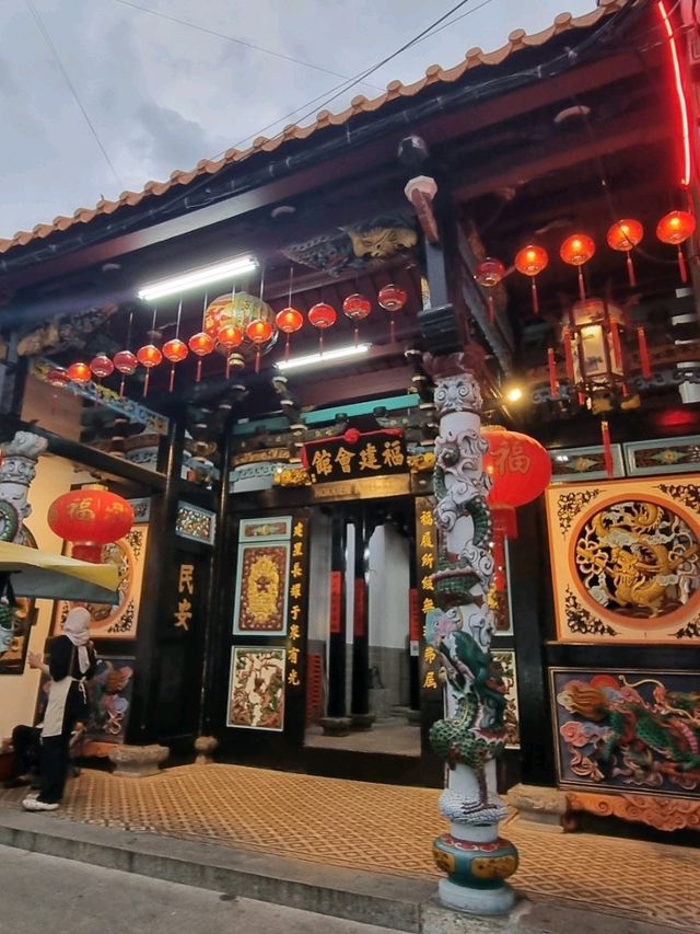 A Cultural Gem in Melaka – Jonker Street & The Red House