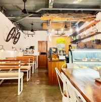 Epic Island Cafe