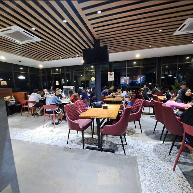 must-visit burger joint in Bandar Penawar