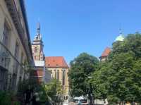 Stuttgart: Where City and Car Harmoniously Coexist 🇩🇪🚗