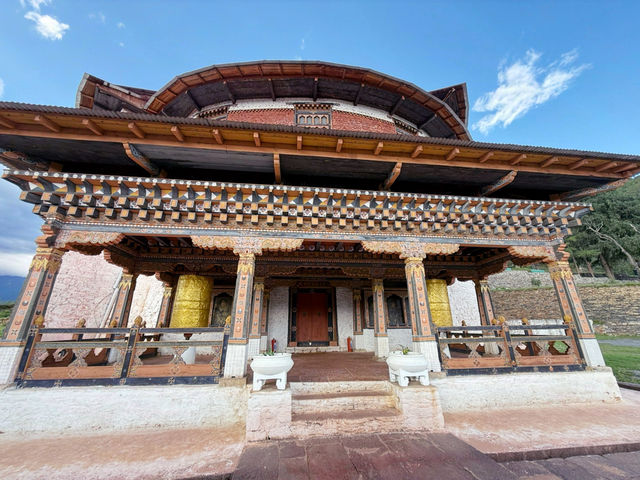 【ブータン・パロ タ・ゾン】天空の博物館でブータンの歴史と文化に触れる