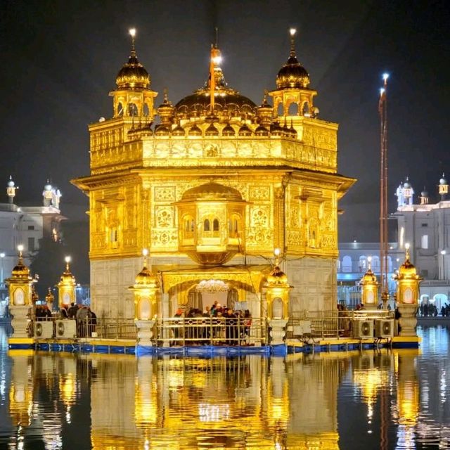 Golden Temple, Amritsar – A Place Where Peace Touches the Soul ✨