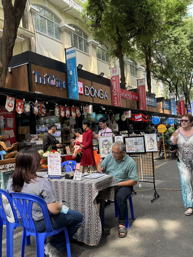 เที่ยวสถานีกลางโฮจิมินห์🇻🇳