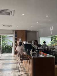 Away Coffee & Co. ร้านกาแฟฟีลดีในหาดใหญ่
