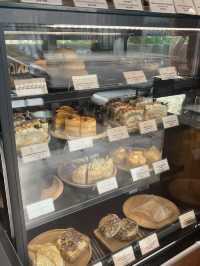 Away Coffee & Co. ร้านกาแฟฟีลดีในหาดใหญ่