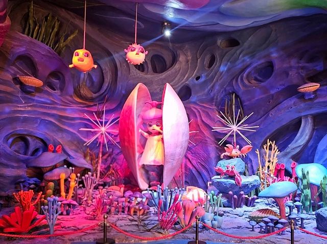 The Wonders of The Mysterious Lands of the Dragon Palace