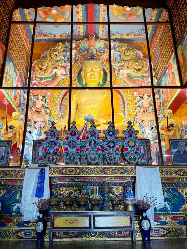 【インド・ダージリン グル・サキャ僧院】ダージリンの奥地に静かに祈りが響く場所