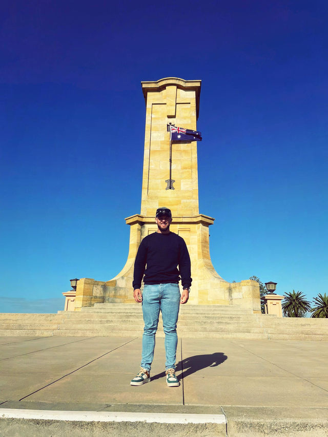Fremantle War Memorial – A Walk Through History with Breathtaking Views 🇦🇺