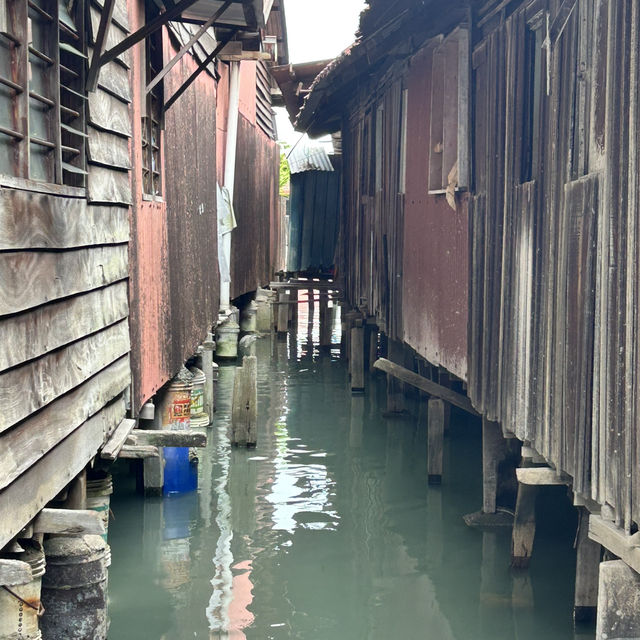 🌊 Solo Adventure: Chew Jetty – Penang’s Iconic Waterfront Village