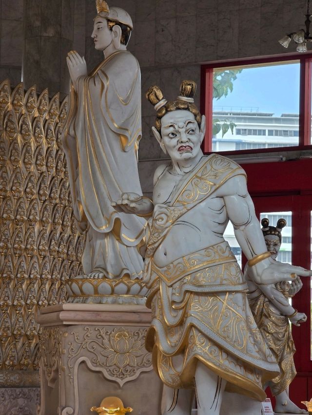 Eight Sides of Serenity : The Hall of Amrita Precepts