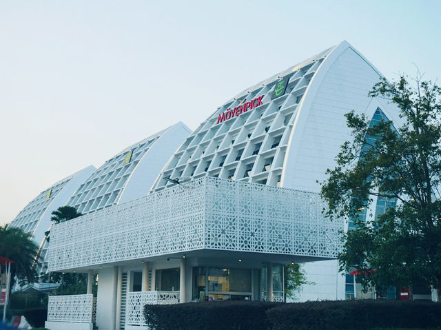 Flying Soon? Stay Smart & Stylish at Mövenpick Hotel KLIA 