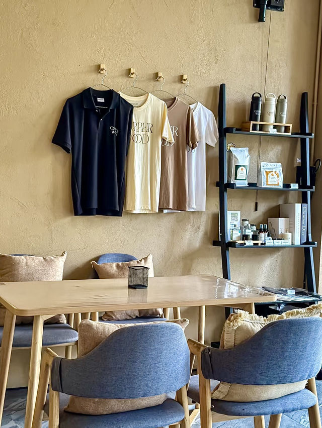 COPPER WOOD คาเฟ่หาดใหญ่