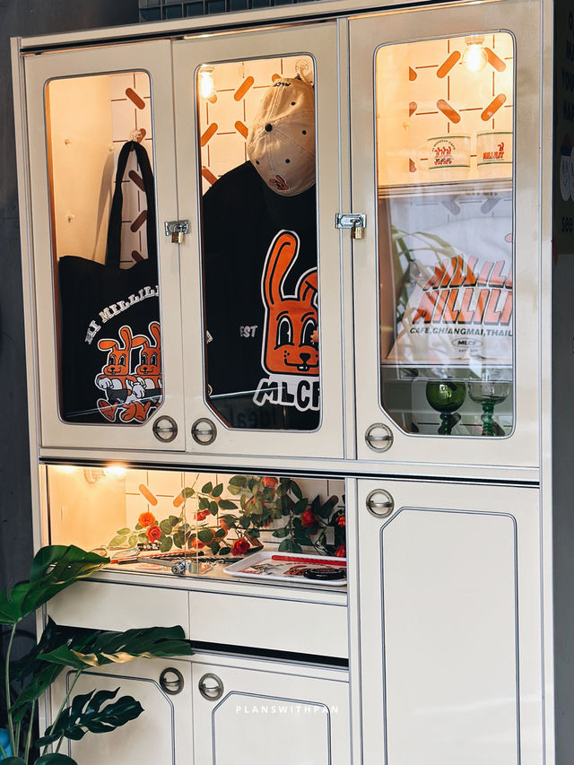 Millilit Cafe Thapae ChiangMai . 🐰🥕