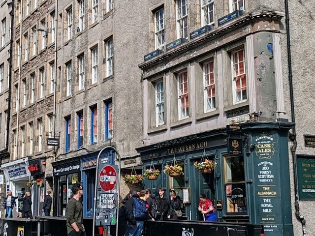 The Royal Mile: A Scottish Tapestry of Time