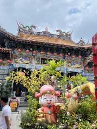 🛕 Serenity in the Heart of Klang: Kwan Imm Temple Hidden Among Timeworn Walls