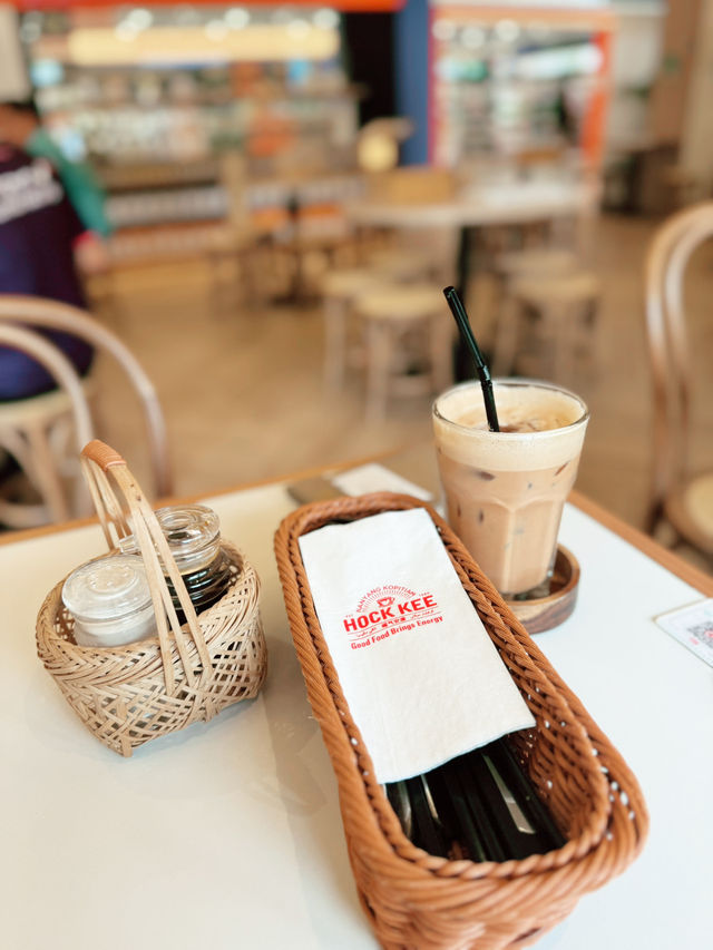 3 Flavors of KL: Nostalgic Toast, Trendy Bagels & Panda Bubble Tea