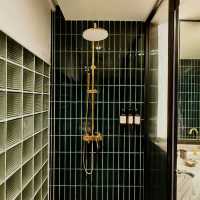 Design That Breathes, Comfort That Lingers