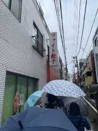 【東京】開店前から大行列ができる人気の絶品焼き餃子🥟