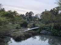 富山城跡：美麗水中倒影的歷史遺跡