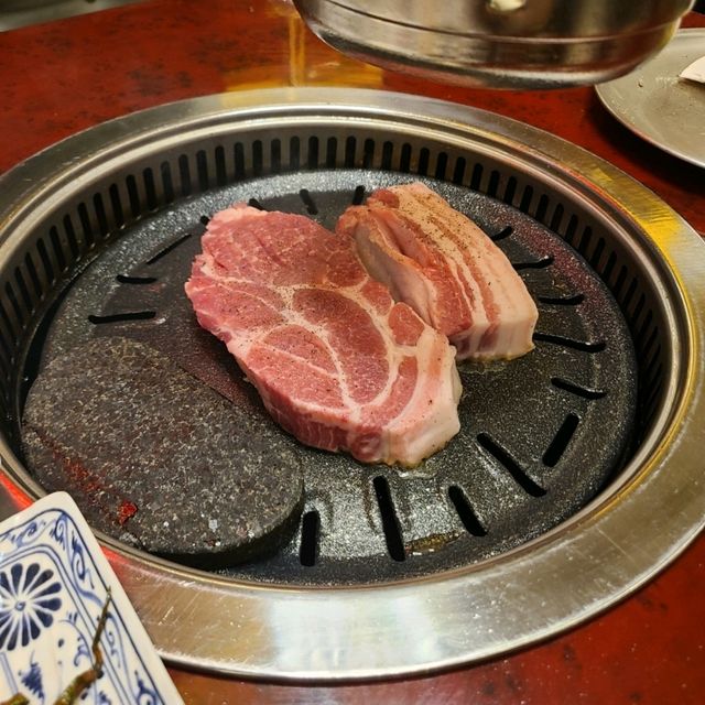 대전 도룡동 맛집)고기명작 엑스포점 - 롯데시티호텔 근처 고기집 / 흑돼지 삼겹살 맛집