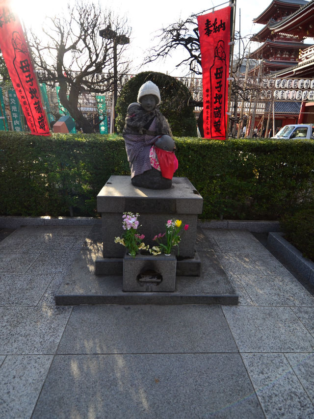 พระพุทธรูปนิไคโดะ (Nikaidō Bosatsu) วัดเซ็นโซจื พระพุทธรูปนิไคโดะ (Nikaidō Bosatsu) วัดเซ็นโซจื