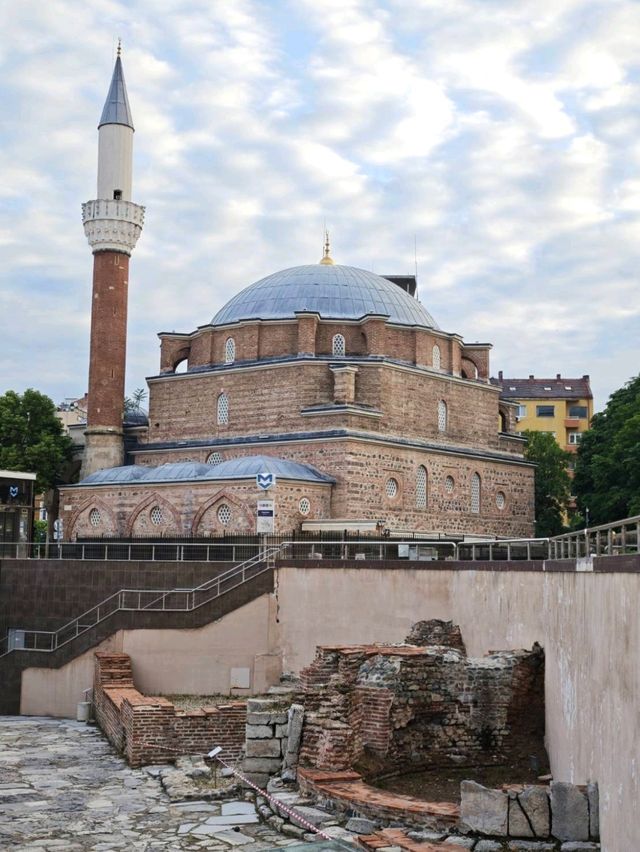 索菲亞目前唯一一座仍在使用的清真寺#班亞巴什清真寺 (Banya Bashi Mosque)-Sofia Bulgaria