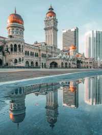 This historic iconic building looks magnificent and well-maintained, and is lit up with colorful lig