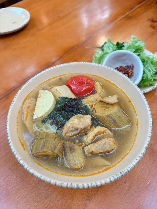 【ハノイ/グルメ】ローカル感たっぷりのベトナム料理屋さん