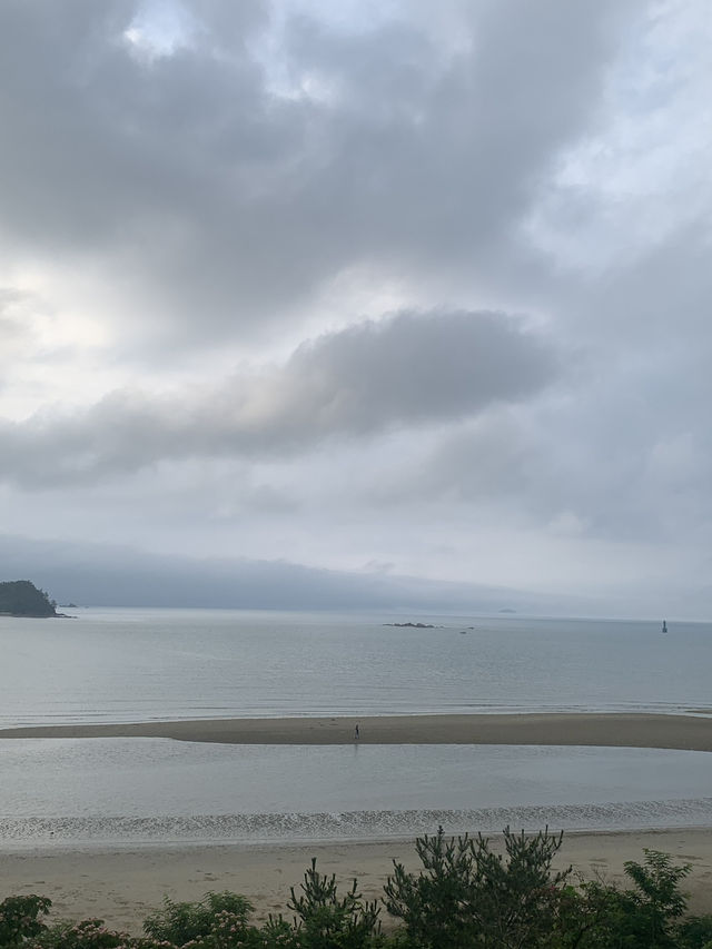 Seaside Autumn Escape🌅 Seaside Autumn Escape🌅