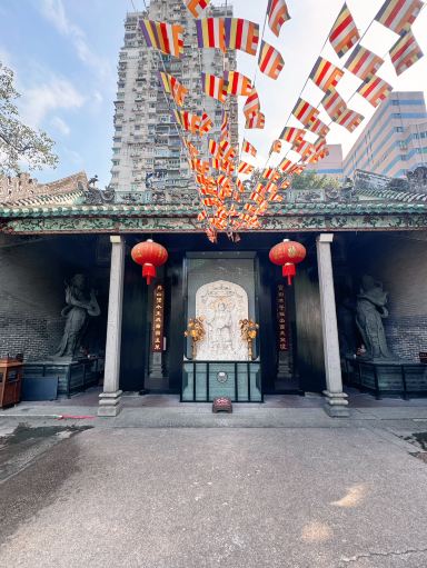 両面彫刻の白玉像。 | Trip.com マカオ